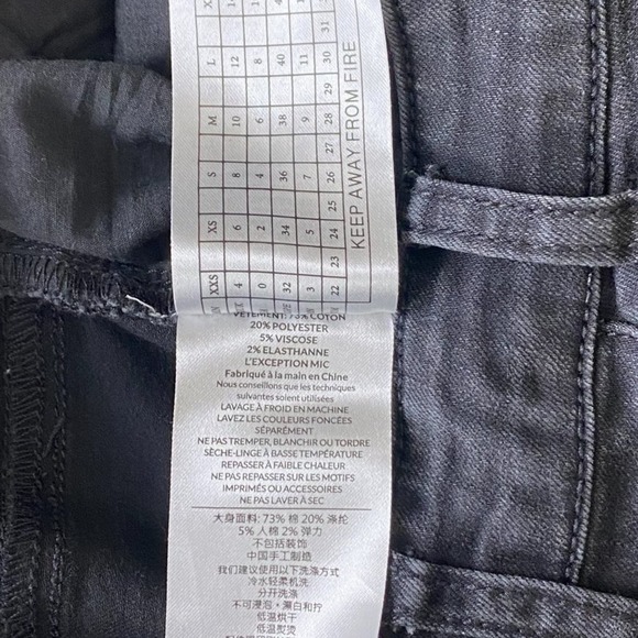 One Teaspoon Freebird Skinny Jeans Womens size 26 Black Split Knee Frayed - Picture 11 of 11